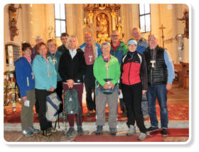 Start der Wallfahrt in Erlsttt [St. Peter und Paul]